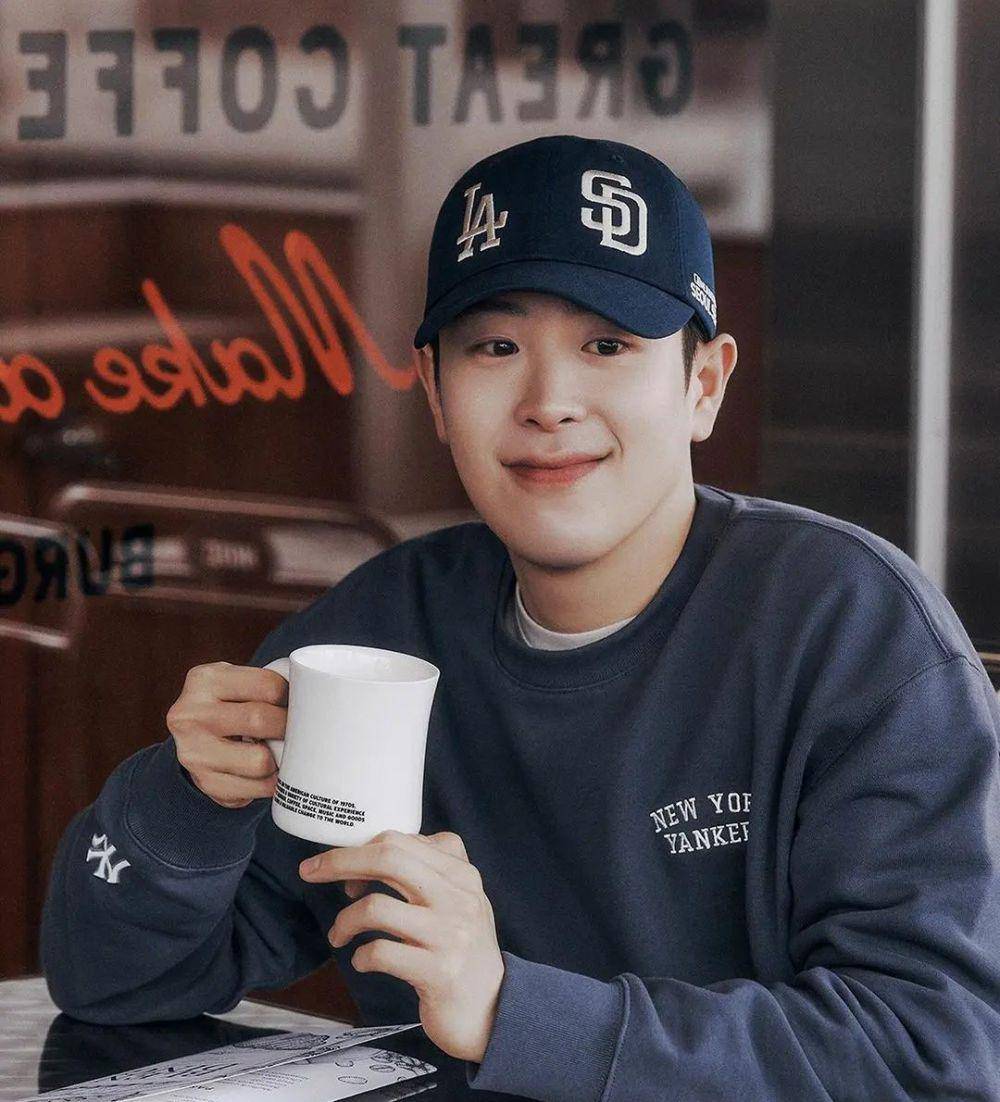 Pyo Ji Hoon (instagram.com/pyojihoon_official)