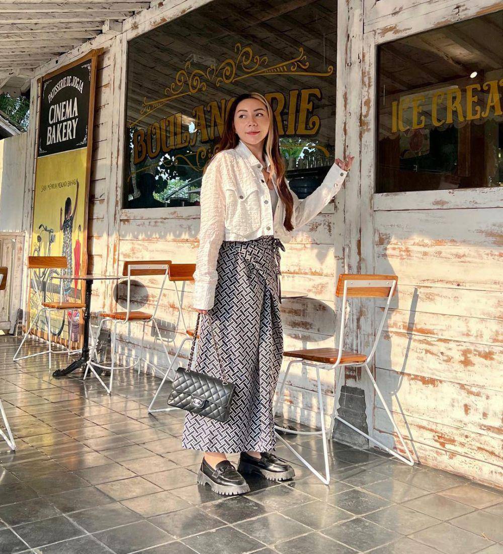 OOTD ala Kyra Nayda (instagram.com/kyranayda)