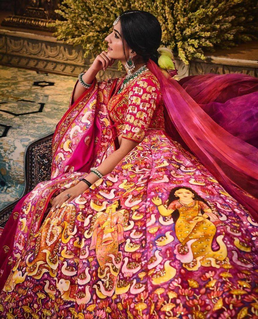Baju pernikahan Radhika Merchant (instagram.com/rheakapoor)