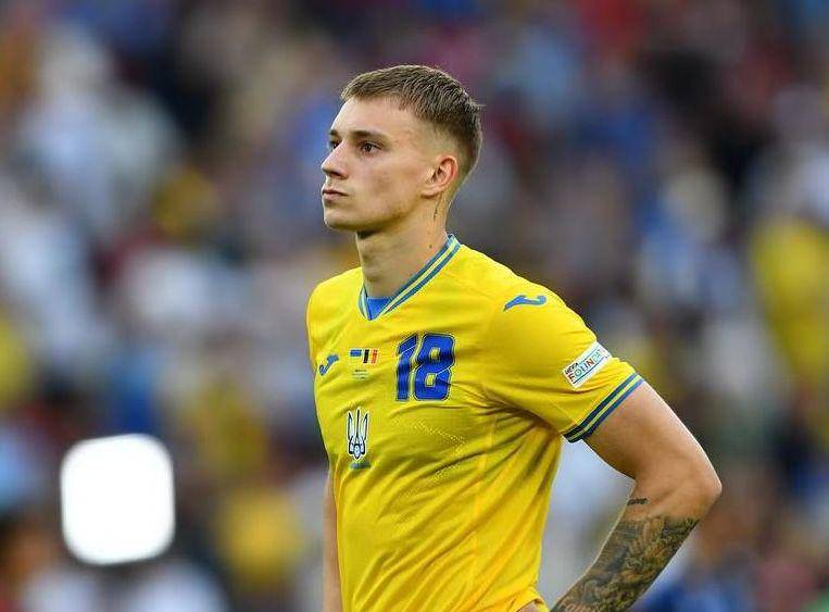 Volodymyr Brazhko saat membela Timnas Ukraina. (instagram.com/vova.brazhko)