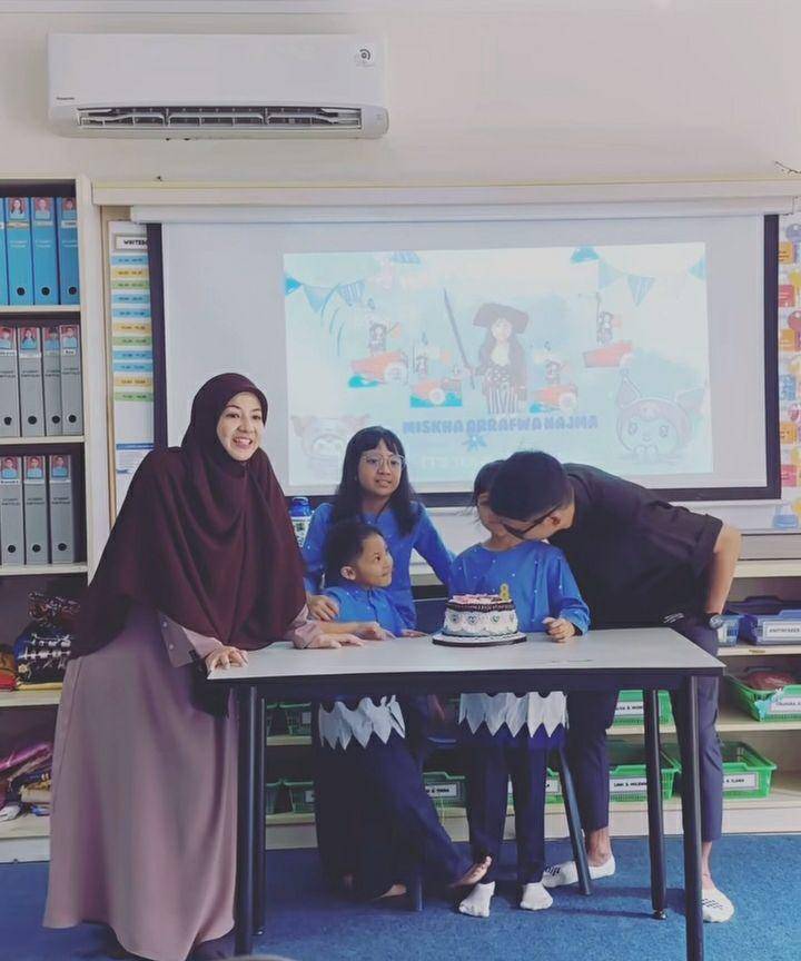 potret perayaan ultah Miskha di sekolah bareng Desta dan Natasha (instagram.com/desta80s)