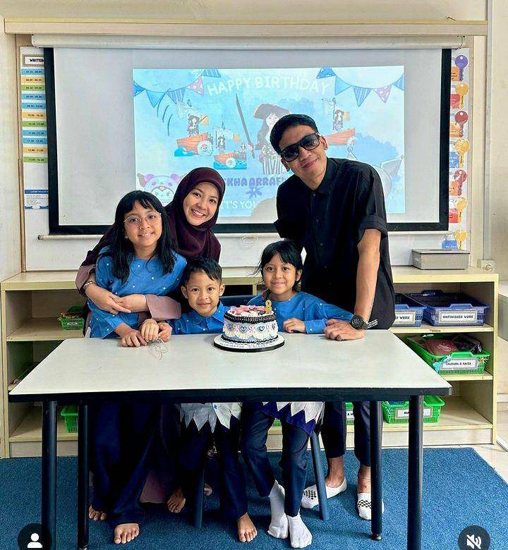 potret perayaan ultah Miskha di sekolah bareng Desta dan Natasha (instagram.com/desta80s)