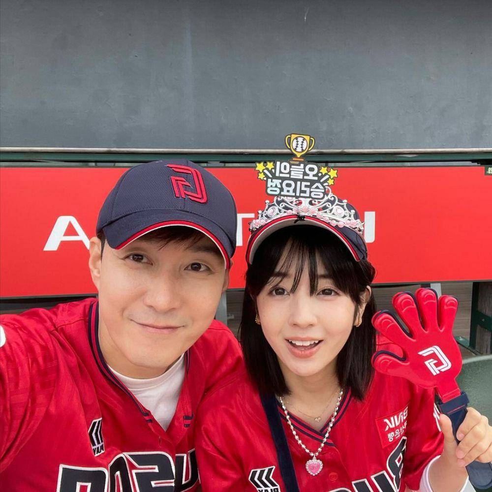 momen mesra Hirai Saya dan Shim Hyung Tak (instagram.com/tak9988)