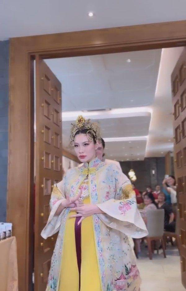 potret gender reveal Patricia Gouw (instagram.com/patriciagouw)