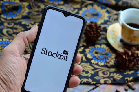 Logo Blog Stockbit 10 Aplikasi Saham Terbaik di Indonesia untuk Pemula dan Aman | IDN Times