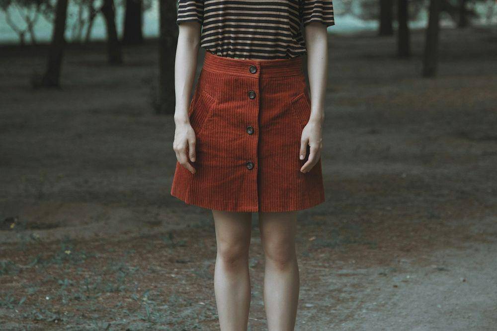 ilustrasi A-line skirt (unsplash.com/Dynamic Wang)