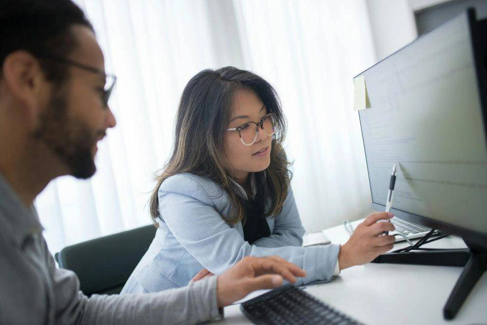 potret individu dengan ketahanan baik di kantor (pexels.com/Kampus Production)