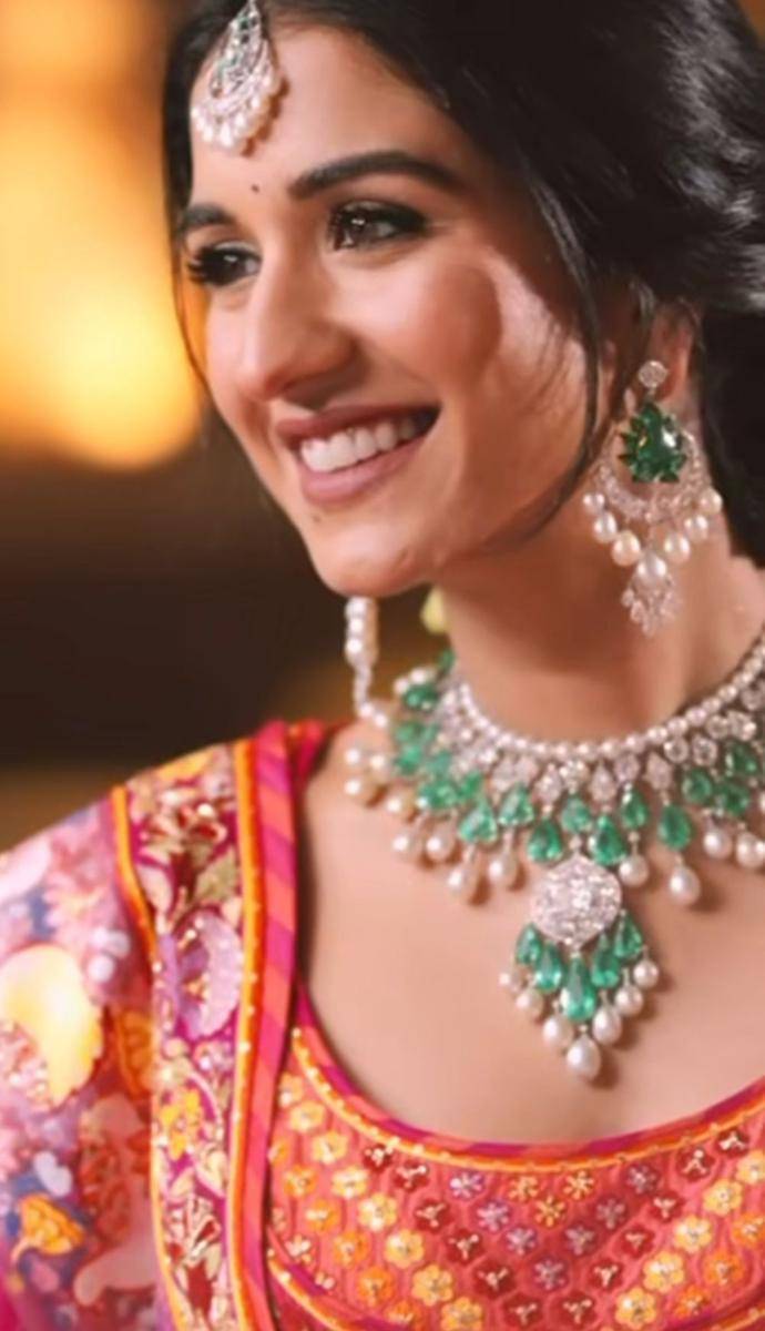Baju pernikahan Radhika Merchant (instagram.com/rheakapoor)