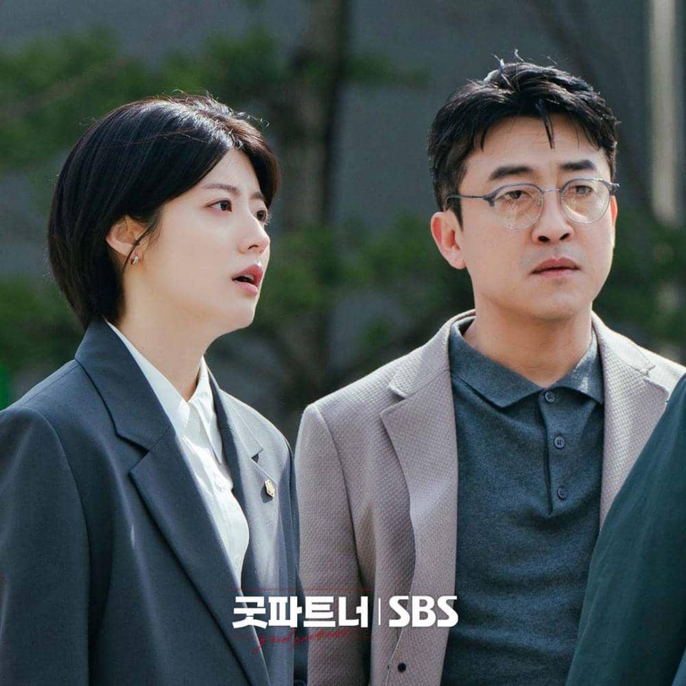 Nam Ji Hyun dan Jang Hyuk Jin di Good Partner (instagram.com/sbsdrama.official)