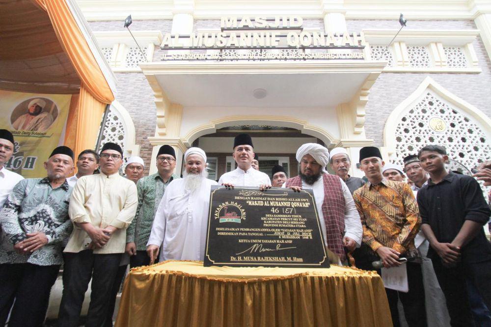 Ijeck Resmikan Masjid Al Musannif Ke-46 di Deli Serdang