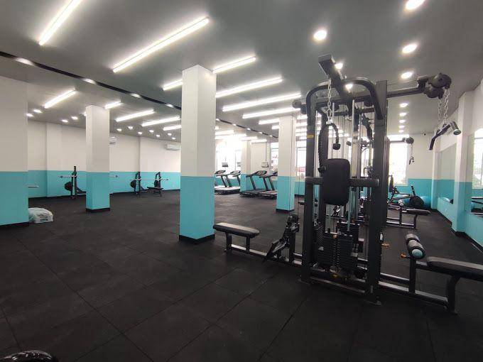 Ruangan gym Fithub Grogol (fithub.id/Fithub)