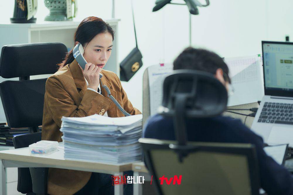 potret Hong Soo Hyun dalam drama Korea The Auditors (dok. tvN)