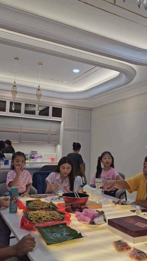 syukuran rumah Sarwendah (Instagram.com/sarwendah29)