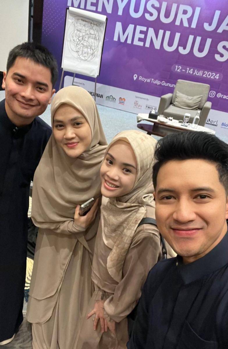 potret deretan artis yang mengikuti kajian ilmu pernikahan (instagram.com/chand_kelvin)