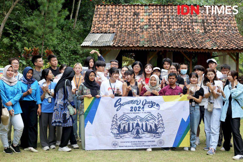 Kemitraan dengan unsoed Purwokerto memungkinkan pertukaran mahasiswa dan staf, Senin (14/7/2024).(IDN Times/Cokie Sutrisno)