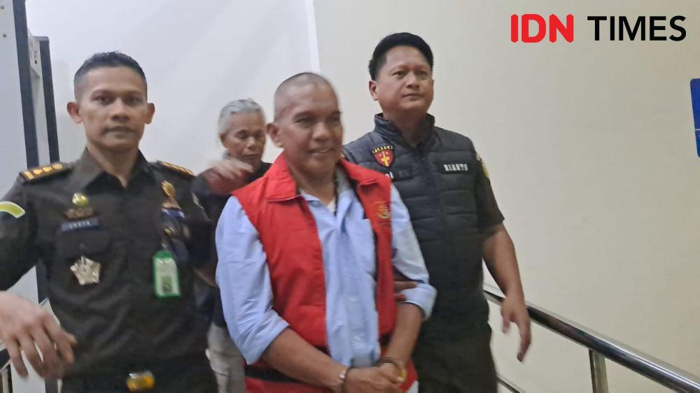 Eks Pj Bupati Bandung Barat Arsan Latif Bawa Senpi di Rutan Kebonwaru