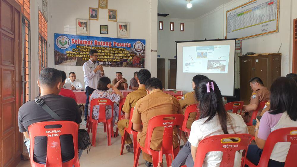 Dosen Unimed Edukasi Warga Nias Selatan Bikin Website Opentrip Wisata