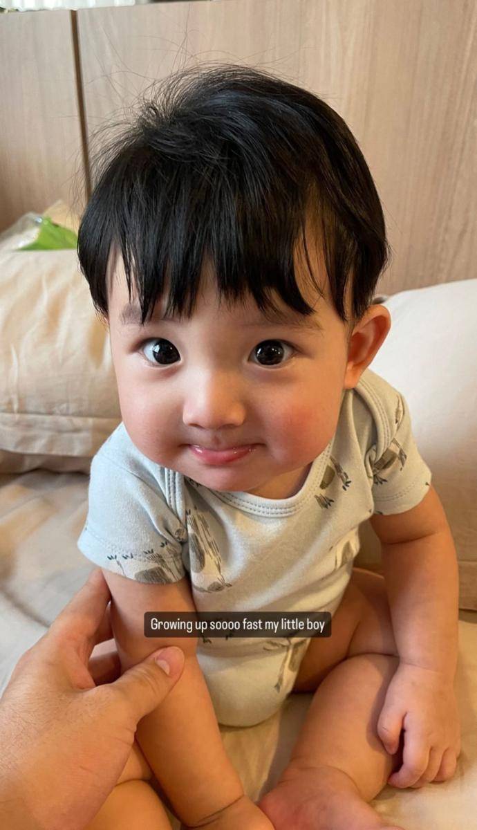 potret Billy Davidson antar anak di hari pertama sekolah (instagram.com/billydavidson_)