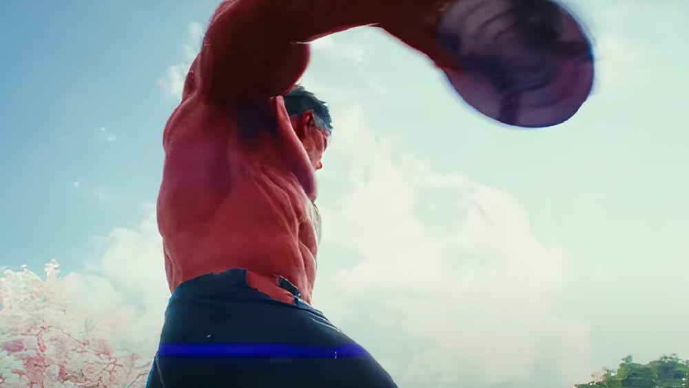 Penampilan singkat Red Hulk menepis tameng Captain America. (dok. Marvel Studios/Captain America: Brave New World)