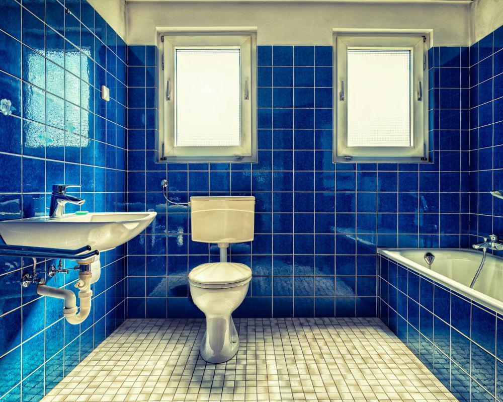 9 Pilihan Warna Dinding Ubin Kamar Mandi yang Memukau