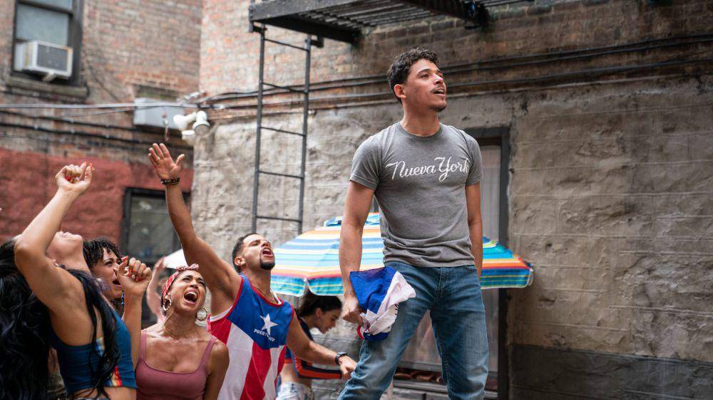 Anthony Ramos dalam film In the Heights. (dok. Warner Bros. Pictures/In the Heights)