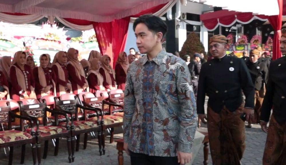 Gibran Rakabuming saat menghadiri HUT ke 78 Kabupaten Sukoharjo. (IDN Times/Larasati Rey)