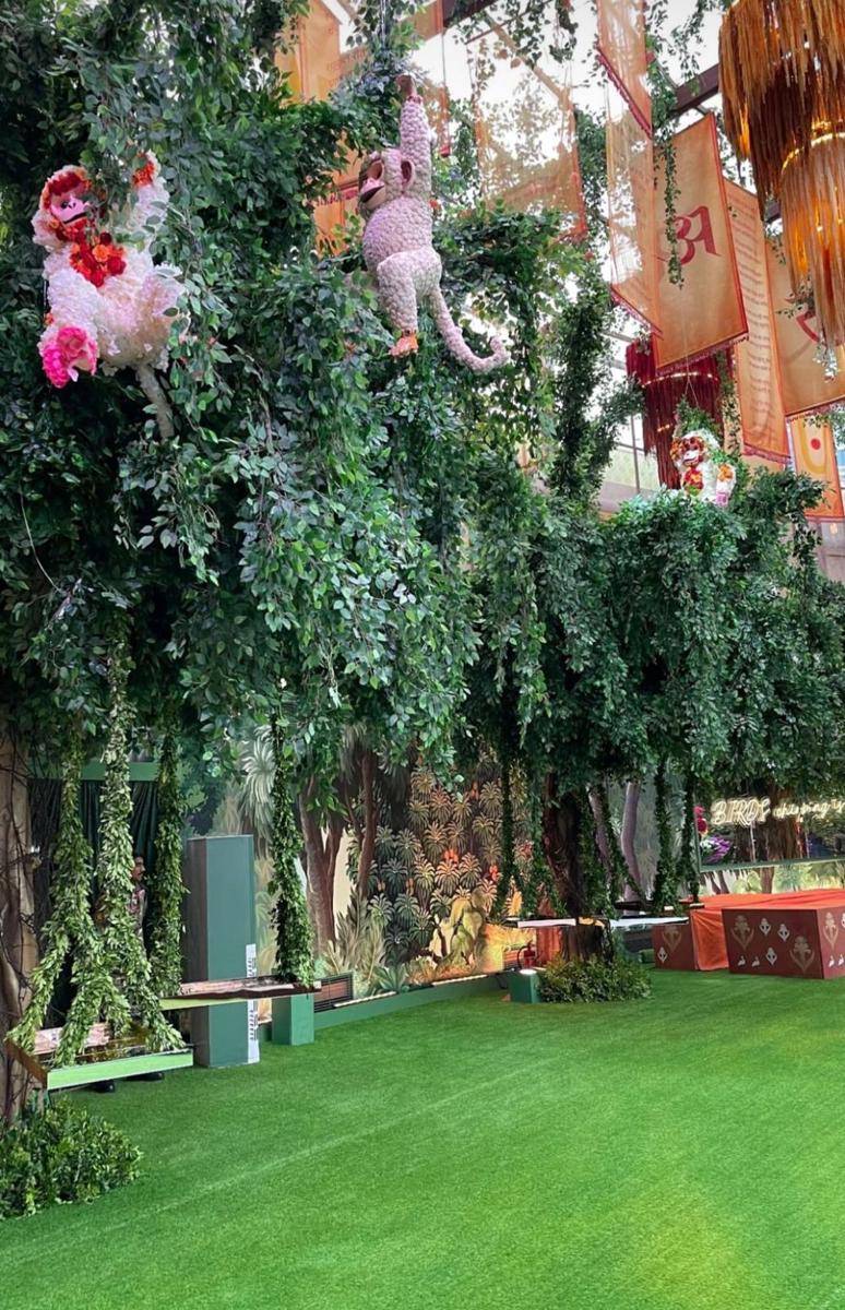 Dekorasi Resepsi Radhika Merchant-Anant Ambani (instagram.com/raniaayehia)