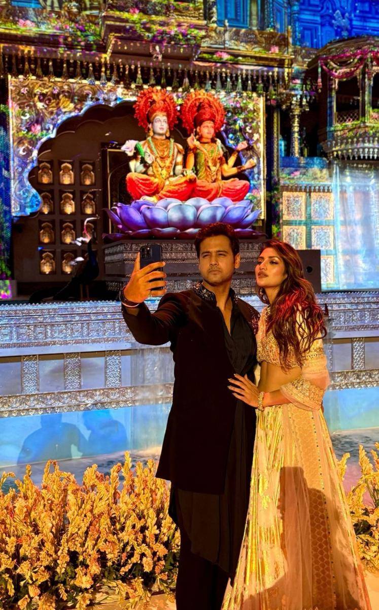 Dekorasi Resepsi Radhika Merchant-Anant Ambani (instagram.com/yashdasgupta)