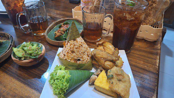 potret Rumah Makan Khas Sunda Cibiuk (google.com/maps/Novi Yanto)