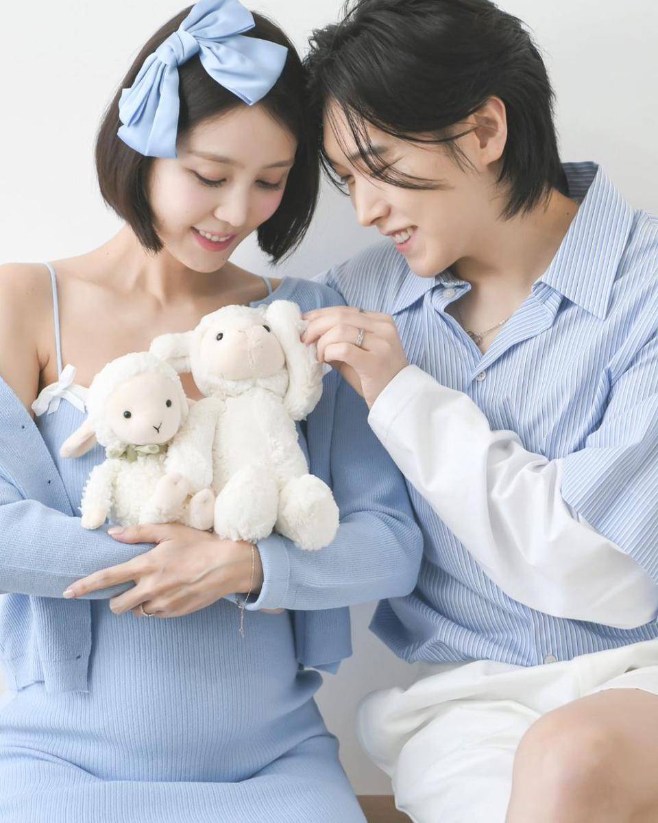 potret Sungmin Super Junior dan Kim Sa Eun sambut kehamilan pertama (instagram.com/shantokki32)