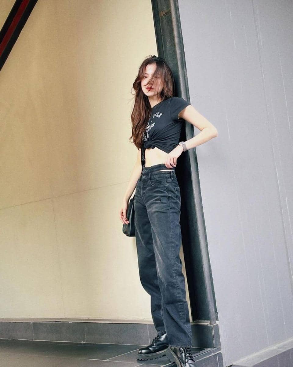 outfit Baifern Pimchanok (instagram.com/baifernbah)