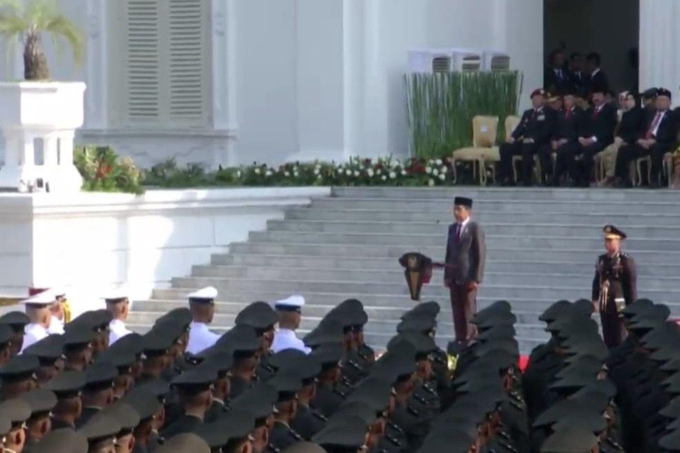 Lantik 906 Perwira Remaja TNI-Polri, Jokowi Beberkan Ancaman Saat Ini