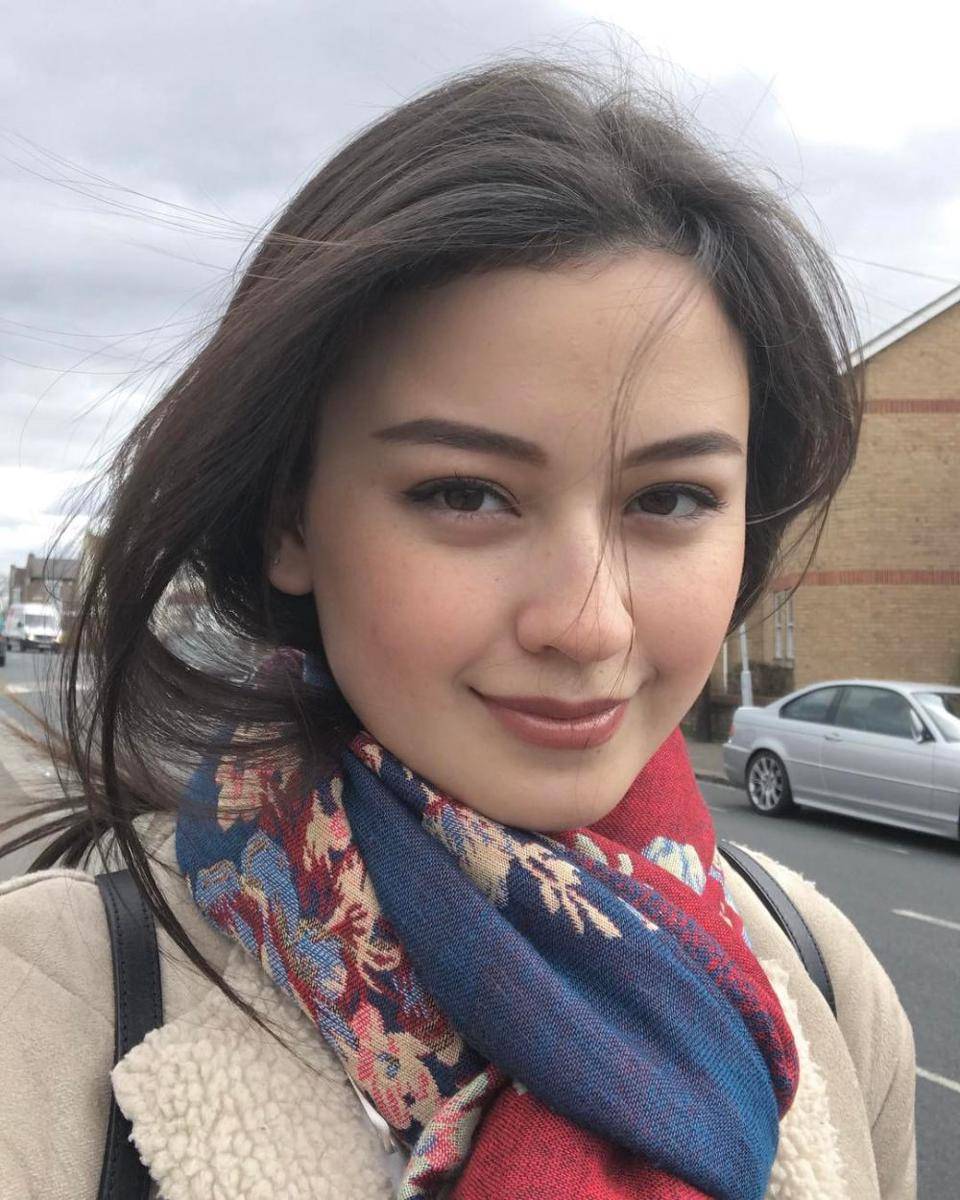 gaya makeup ala Kimberly Ryder (instagram.com/kimbrlyryder)