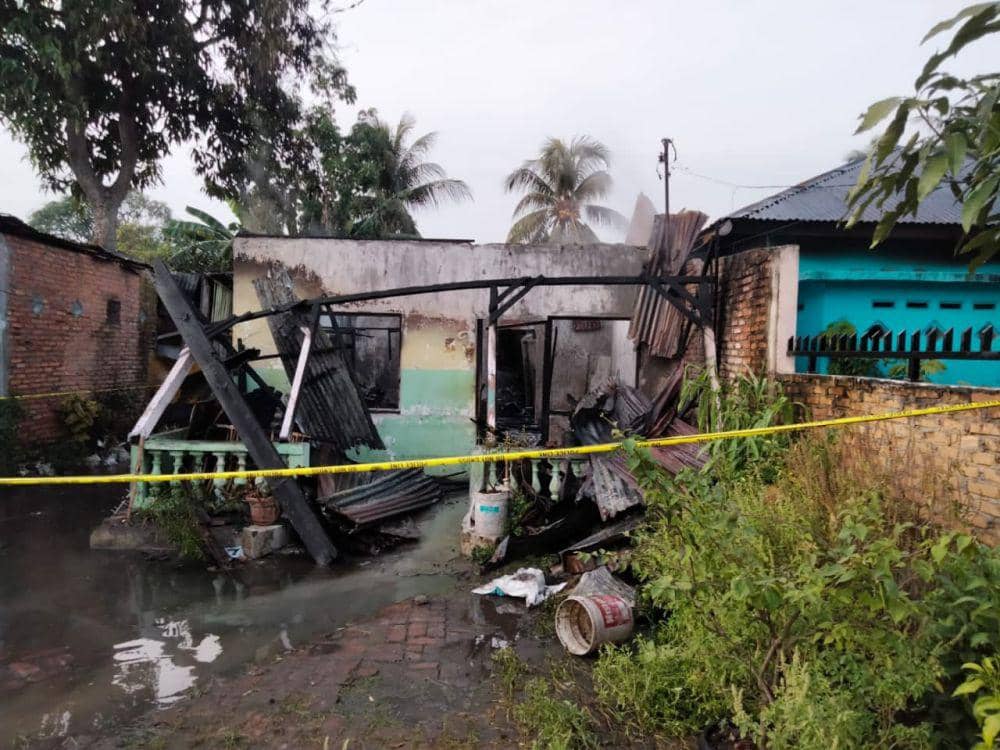 Diduga Rice Cooker Korslet, 2 Rumah di Binjai Terbakar