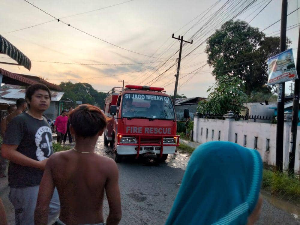 Dua unit rumah yang dilalap si jago merah (IDN Times/ istimewa)