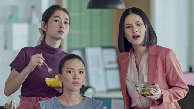 Imperfect: Karier, Cinta dan Timbangan (dok. Starvision Plus/Imperfect: Karier, Cinta dan Timbangan)