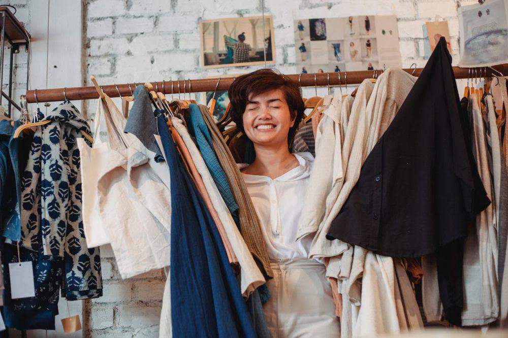 4 Tips Thrifting Toko Offline Agar Mendapatkan Pakaian Berkualitas!