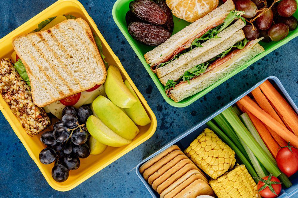 5 Resep Bekal Makan Sederhana dan Menarik untuk Anak Sekolah