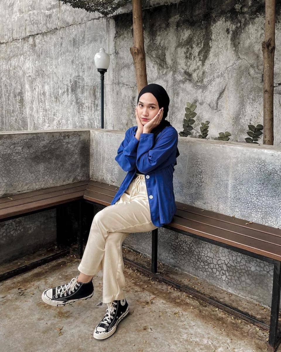 daily outfit Hafna Alliya (instagram.com/afnaalliya_/)