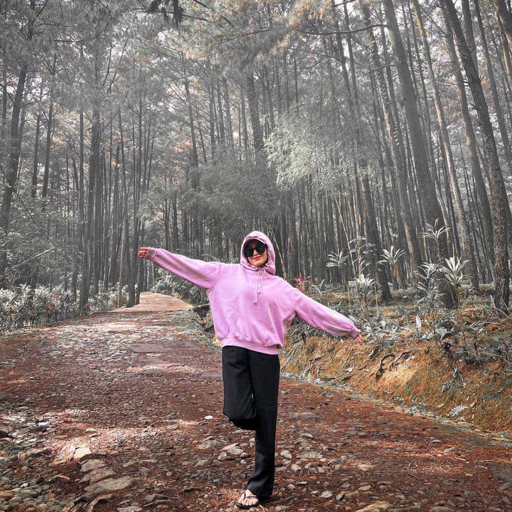 daily outfit Hafna Alliya (instagram.com/afnaalliya_/)