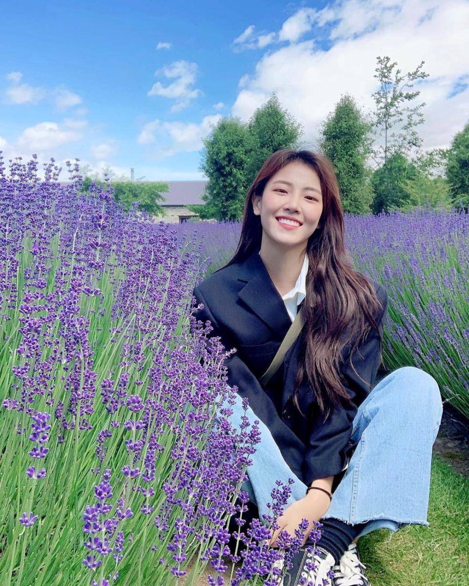 Bae Da Bin (instagram.com/b.dabinzzz)