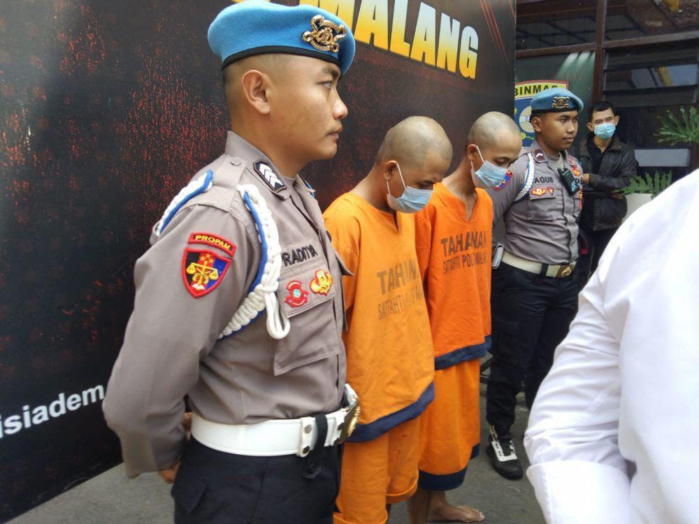 Dua pelaku perampokan Pakis, Muhammad Wakhid Hasan Afan alias Afan dan Muhammad Iqbal Faisal Amir. (IDN Times/Rizal Adhi Pratama)