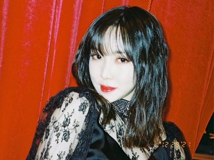 Yuju Gfriend (instagram.com/yuuzth)