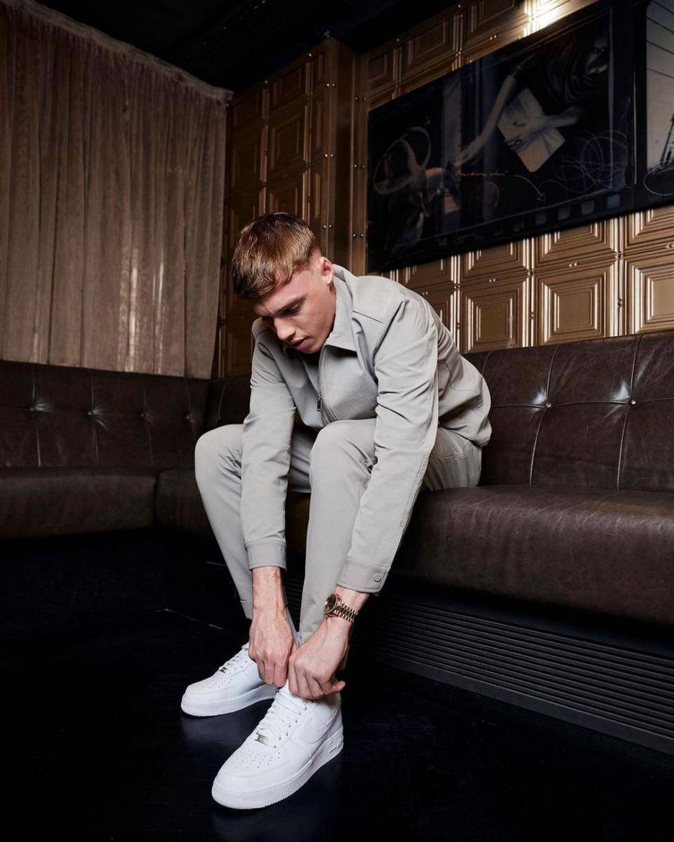 inspirasi OOTD kasual ala Cole Palmer (instagram.com/colepalmer10)