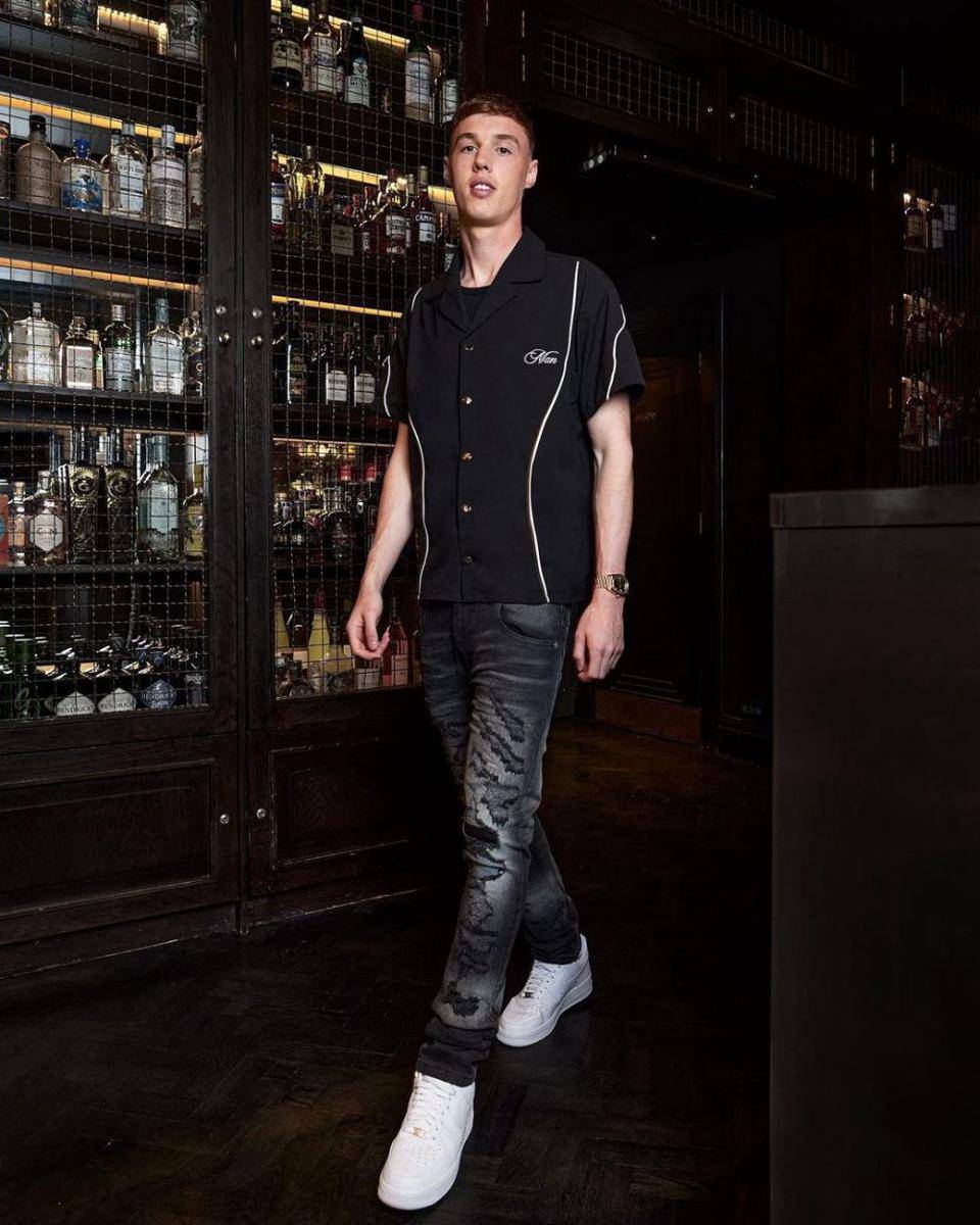 inspirasi OOTD kasual ala Cole Palmer (instagram.com/colepalmer10)