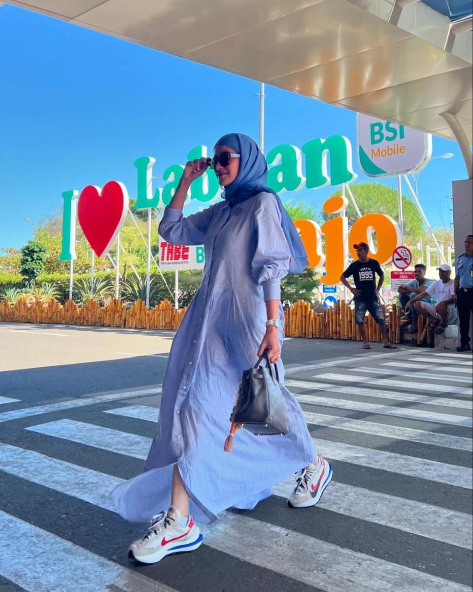 Olla Ramlan liburan. (instagram.com/ollaramlan)