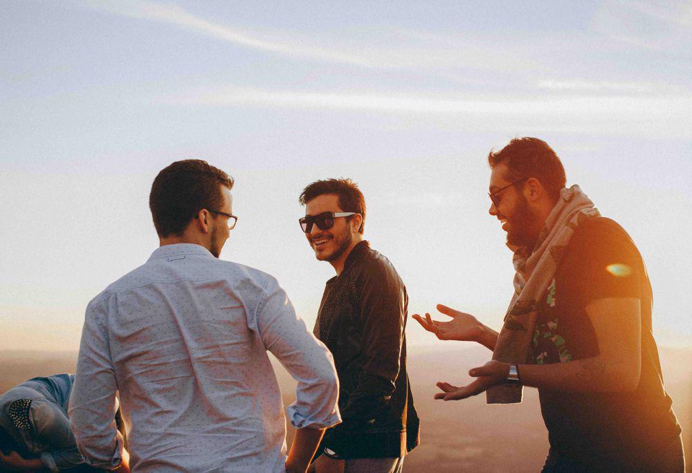 7 Trick Latihan Speaking Bersama Teman, Bisa Sembari Deep Talk