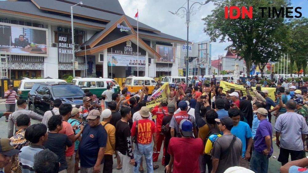 Sepekan Beroperasi, Sopir Angkot Demo Balikpapan City Trans