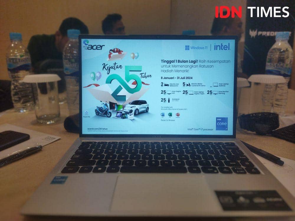 Laptop edisi spesial 25 tahun Acer Indonesia (IDN Times/Doni Hermawan)