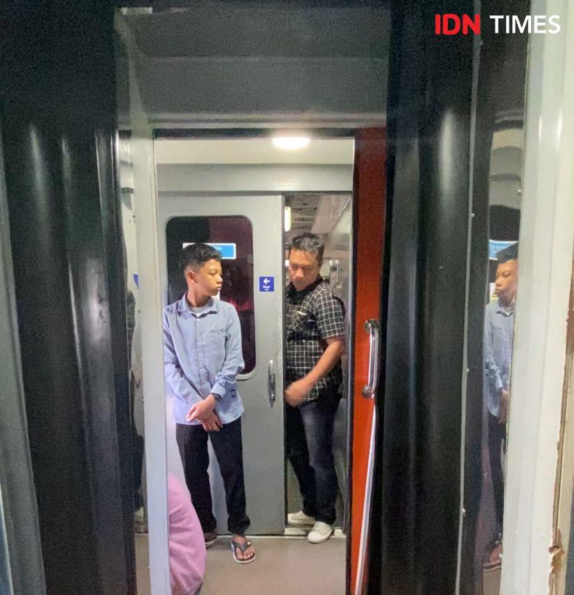 Keresahan Penumpang di Sumut Soal Tiket Kereta Api Tanpa Tempat Duduk